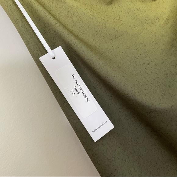 Fierce + Regal The Airbrush Leggings Green Army Yellow Chartreuse Small 7/8 - Picture 7 of 7